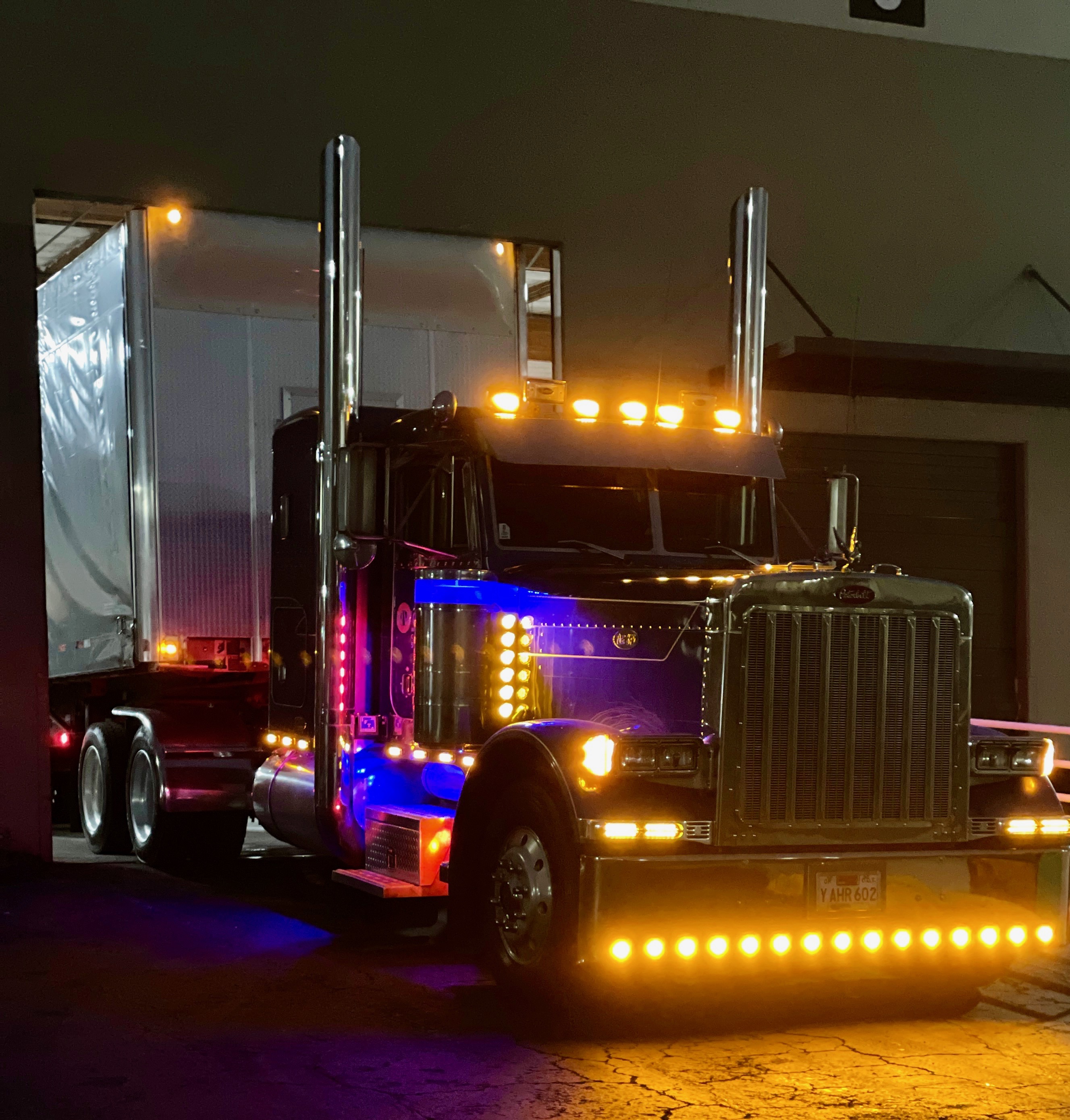 NW Caliber truck